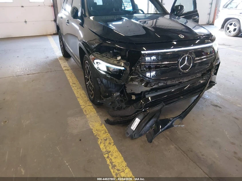 Mercedes-Benz EQB 300 Suv 4Matic, снимка 6 - Автомобили и джипове - 54378984