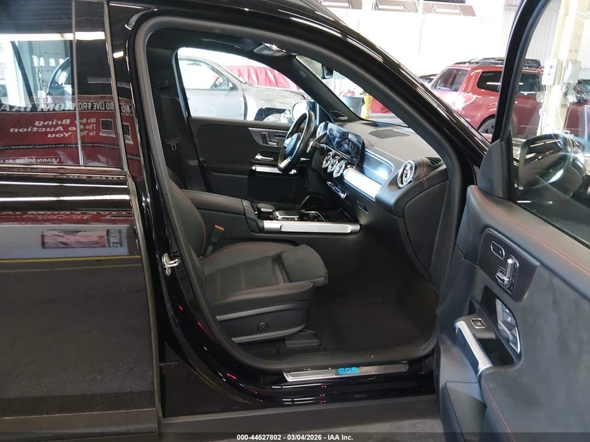 Mercedes-Benz EQB 300 Suv 4Matic, снимка 5 - Автомобили и джипове - 54378984