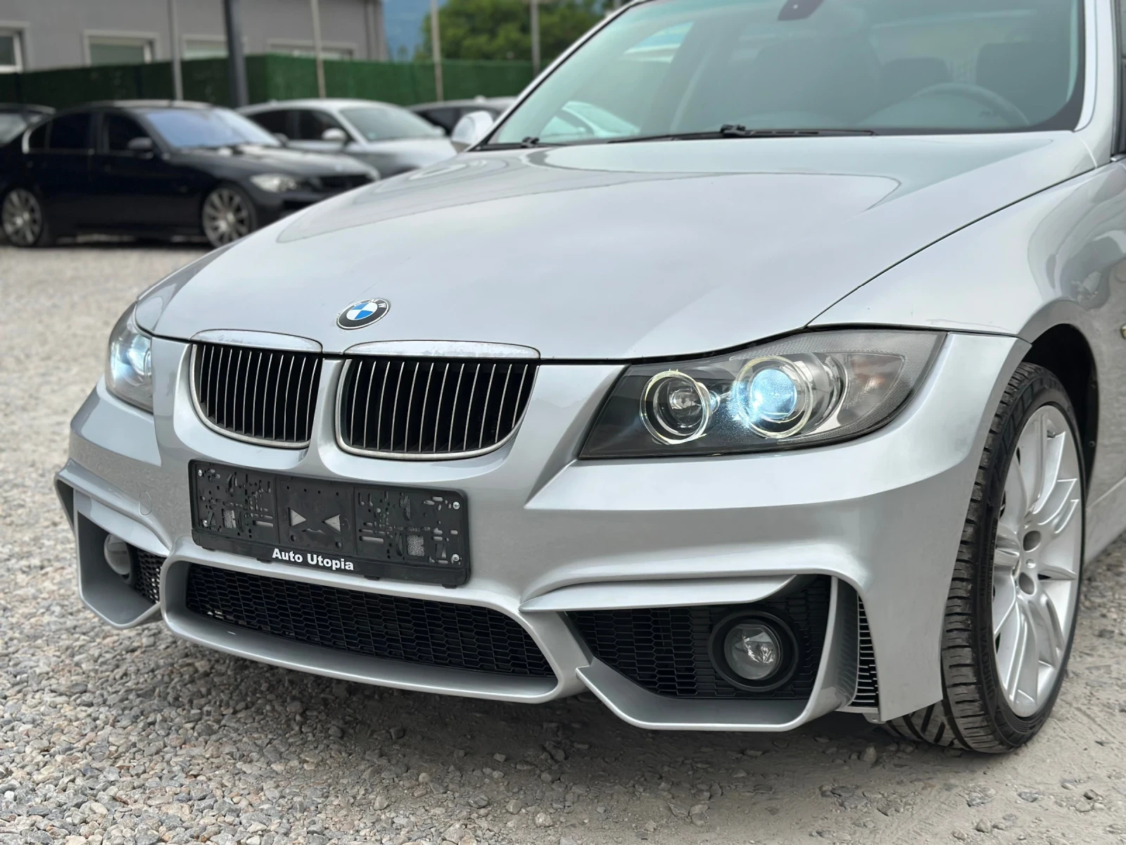 BMW 330 231/НАВИГАЦИЯ/НА ЗАДНО, снимка 5 - Автомобили и джипове - 54874375