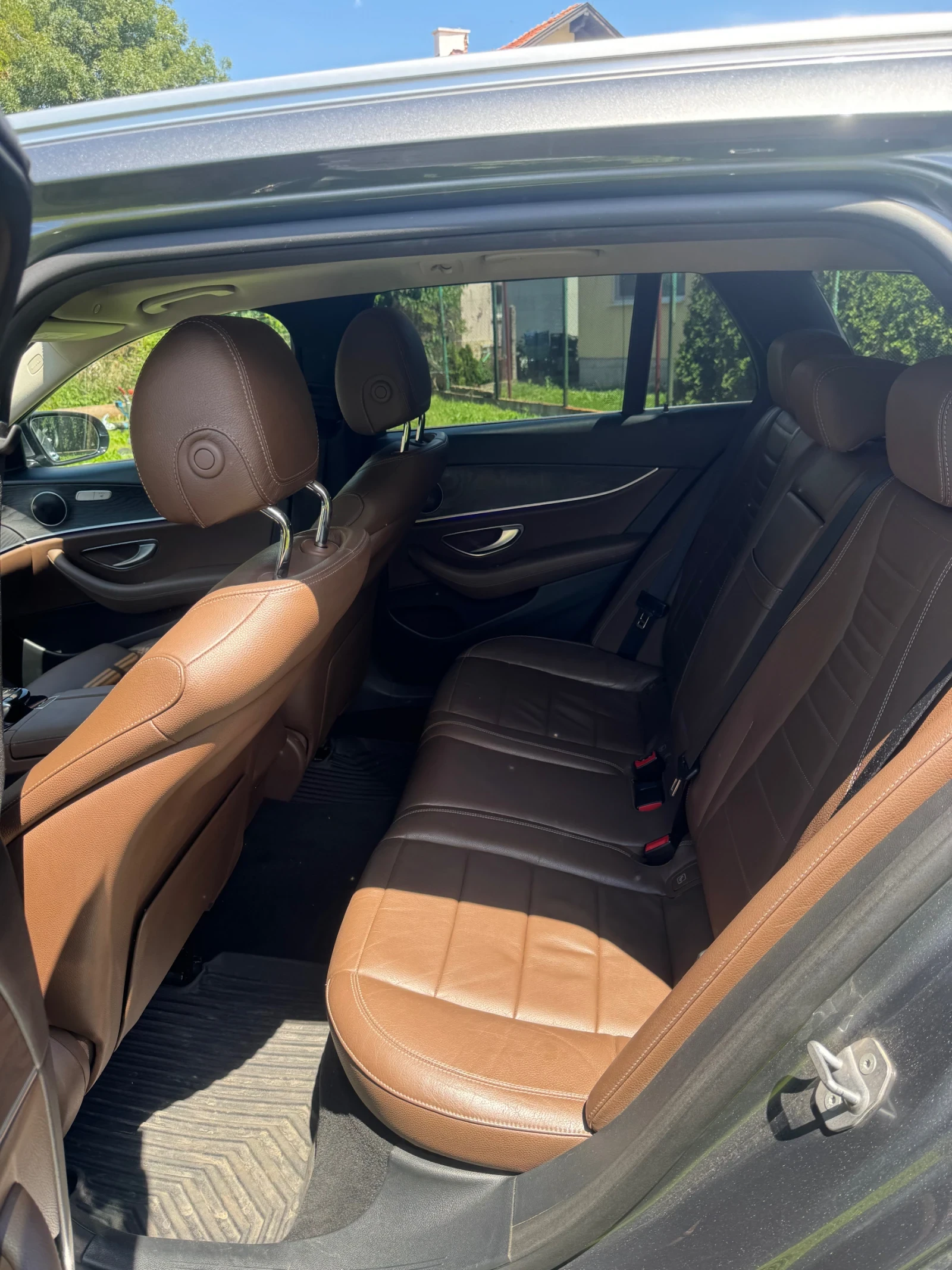 Mercedes-Benz E 220 All Terrain, снимка 9 - Автомобили и джипове - 54942108