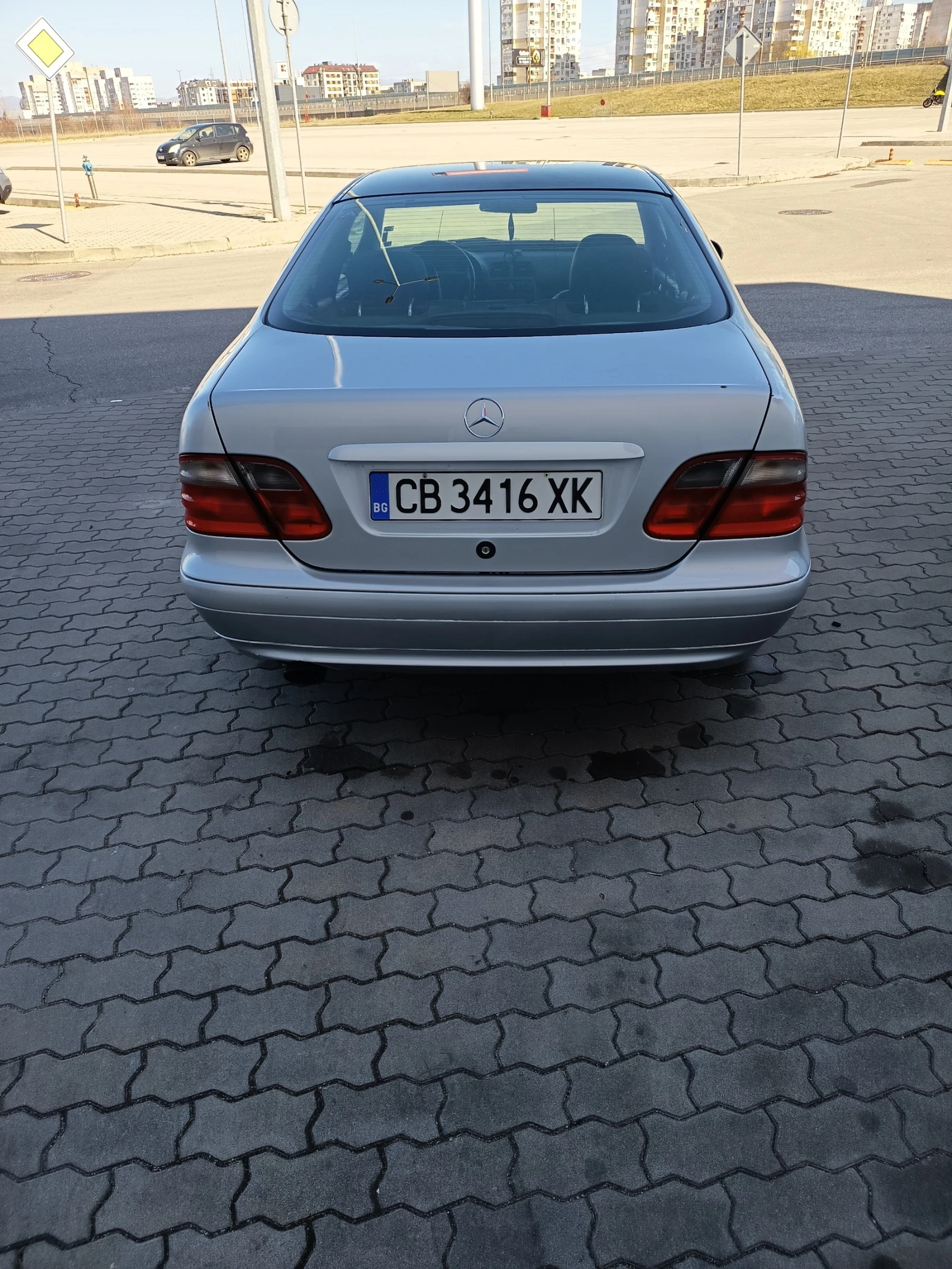 Mercedes-Benz CLK Газ.авт.нави кожа, снимка 14 - Автомобили и джипове - 55107570
