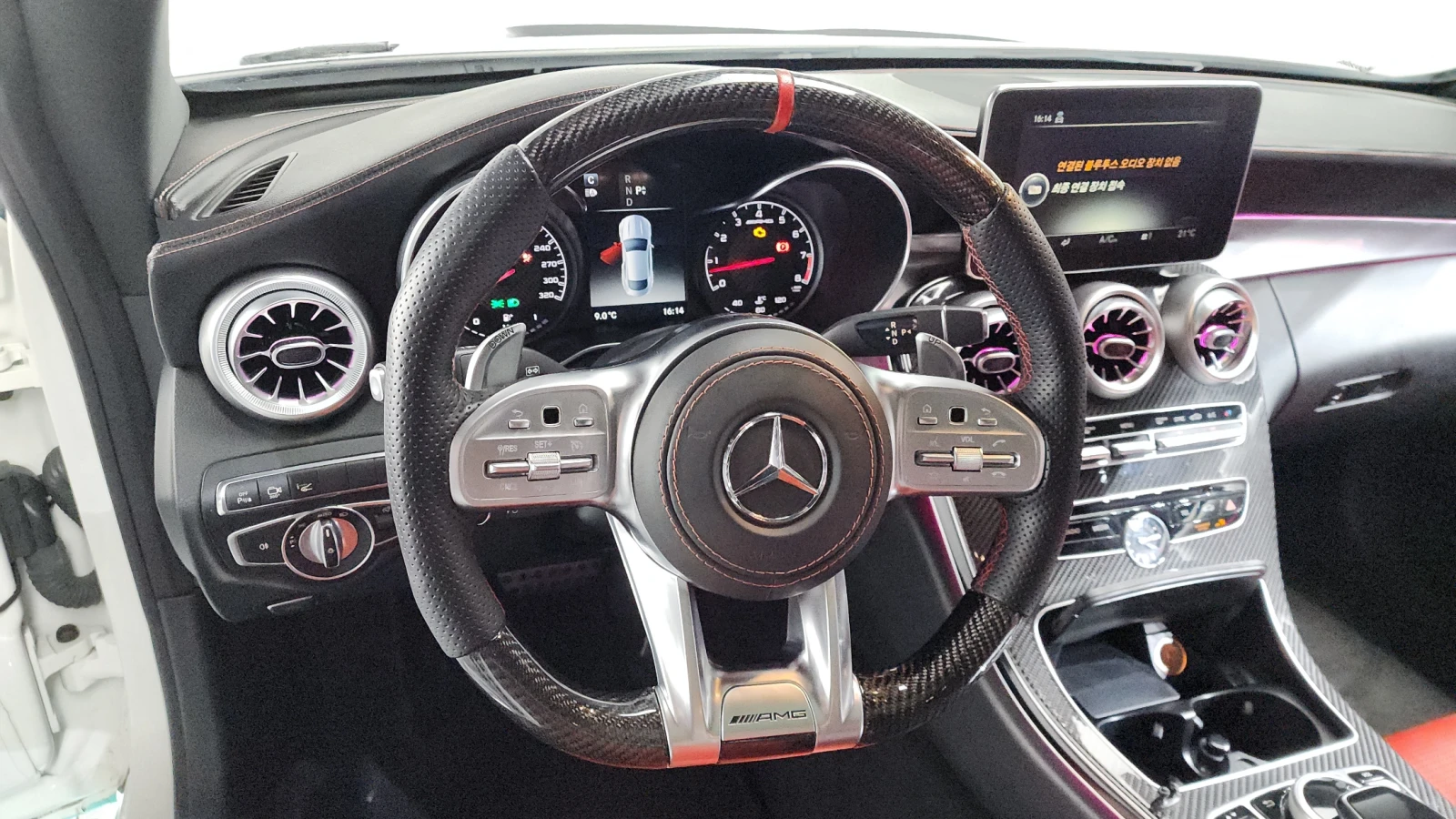 Mercedes-Benz C 63 AMG BLIND SPOT* 360* ЕЛ. БАГАЖНИК* HUD* КРАЙНА ЦЕНА, снимка 13 - Автомобили и джипове - 55435313