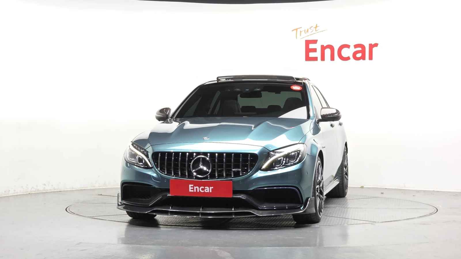 Mercedes-Benz C 63 AMG BLIND SPOT* 360* ЕЛ. БАГАЖНИК* ЛЮК* КРАЙНА ЦЕНА, снимка 3 - Автомобили и джипове - 55435313