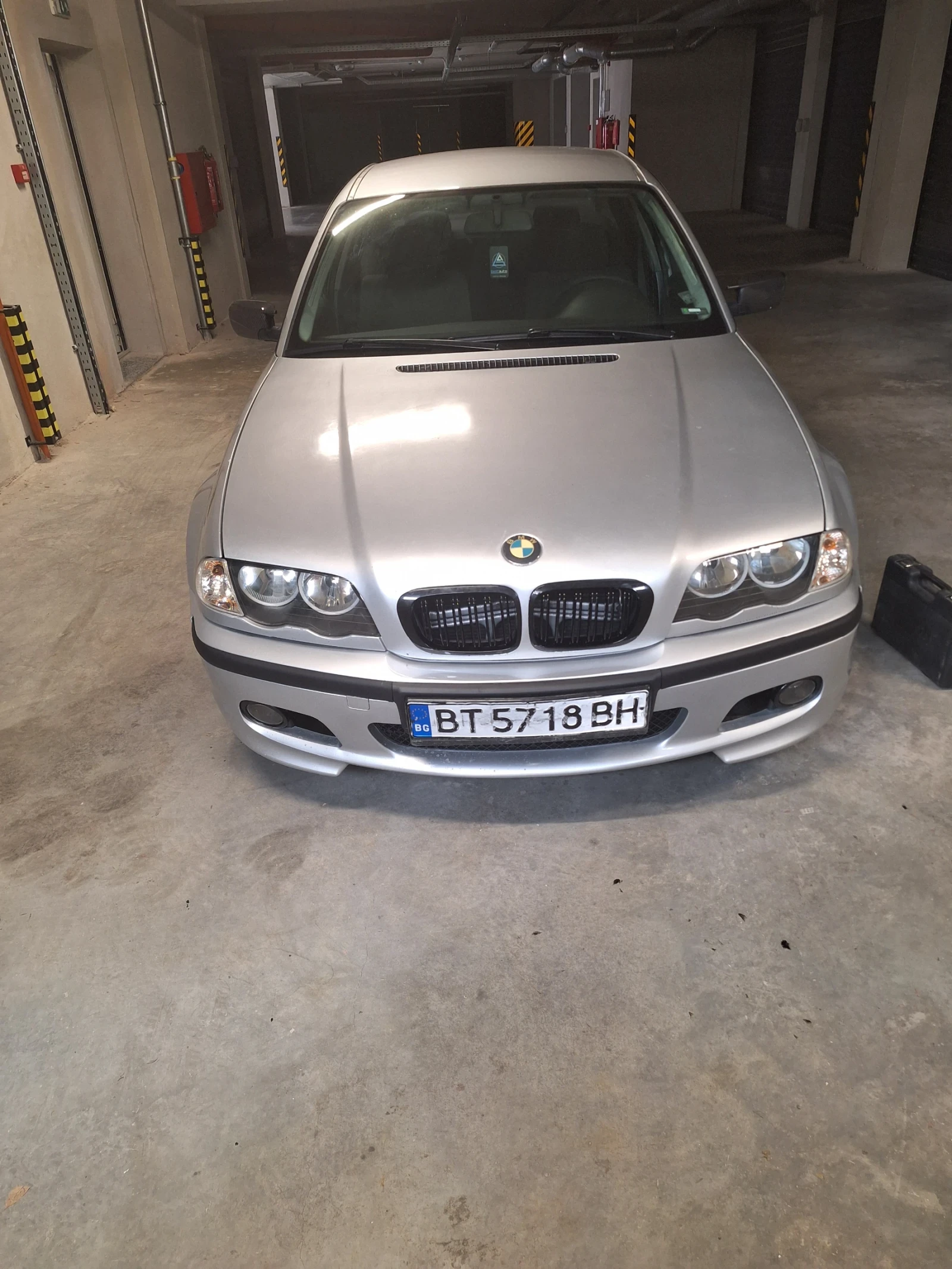 BMW 320
