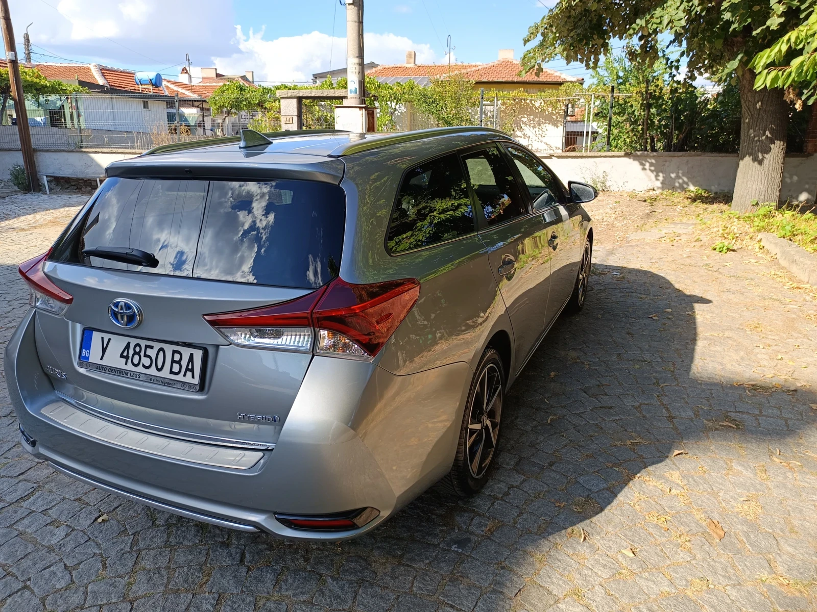 Toyota Auris, снимка 5 - Автомобили и джипове - 55953933