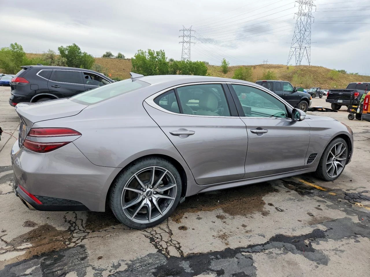 Genesis G70 2.0l 2.0T, снимка 3 - Автомобили и джипове - 56075789