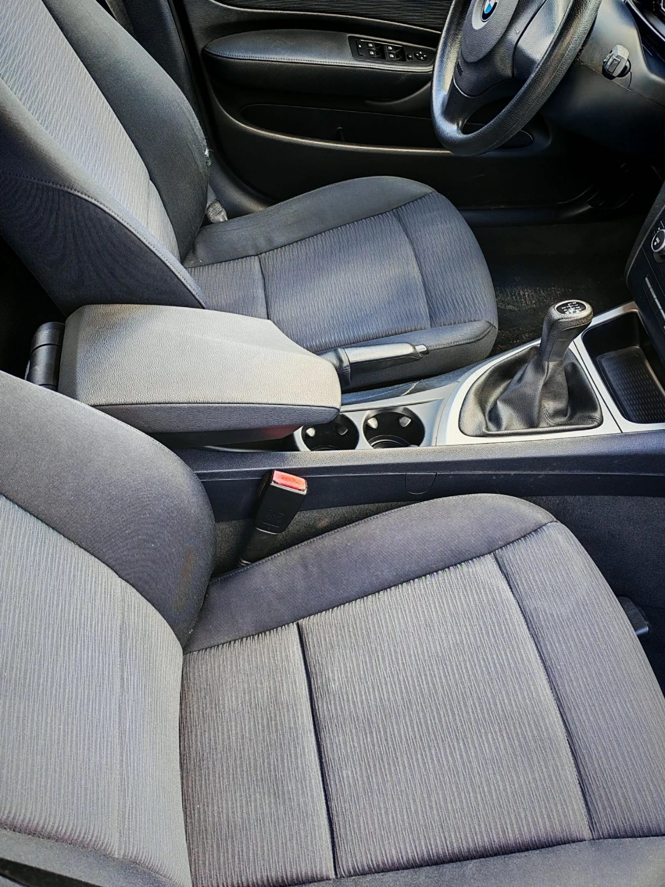 BMW 120 2.0 143 КС 2008г., снимка 5 - Автомобили и джипове - 56335578