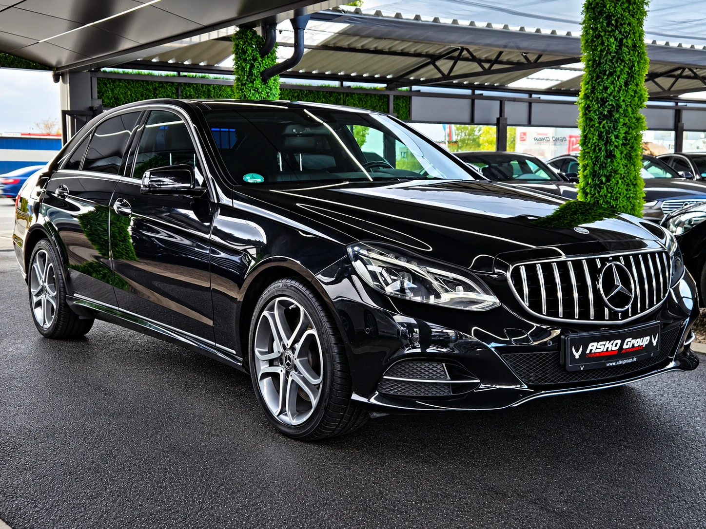 Mercedes-Benz E 350 AMG/4MAT/PANO/AIRMAT/��������4/MEMORY/AMBIENT/LIZI | Mobile.bg � ����������� 3