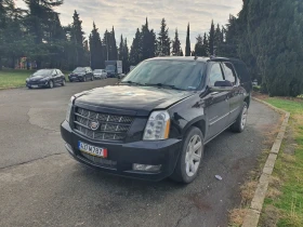 Cadillac Escalade ESV Premium, снимка 2