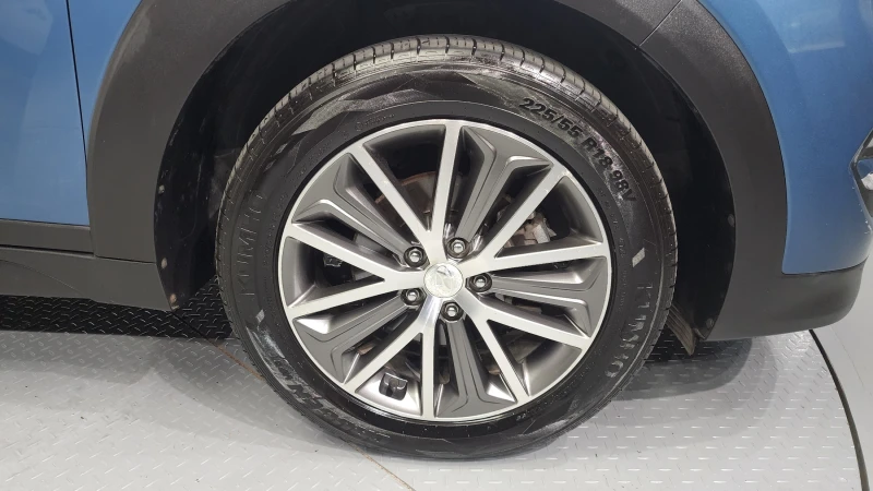 Hyundai Tucson 2.0 2WD PREMIUM autogeorge.com, снимка 5 - Автомобили и джипове - 51903297