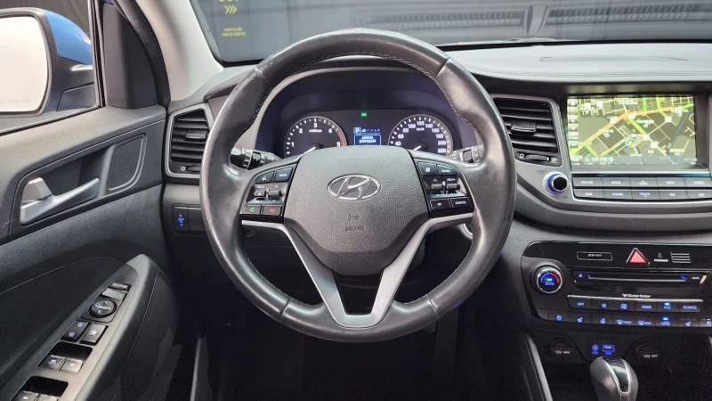 Hyundai Tucson 2.0 2WD PREMIUM autogeorge.com, снимка 12 - Автомобили и джипове - 51903297
