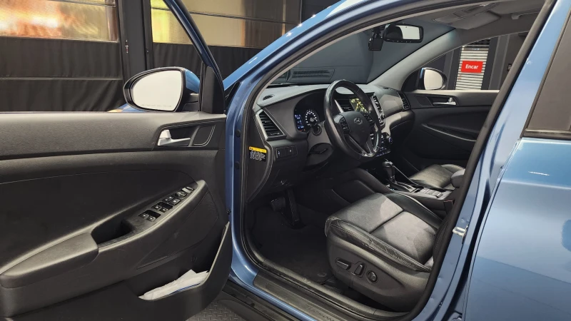 Hyundai Tucson 2.0 2WD PREMIUM autogeorge.com, снимка 9 - Автомобили и джипове - 51903297