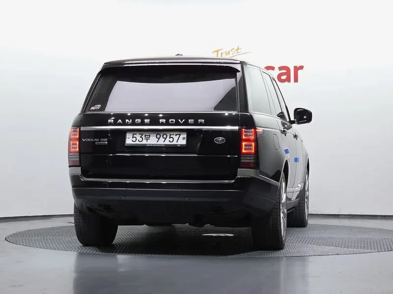 Land Rover Range rover 4.4, снимка 4 - Автомобили и джипове - 54504282
