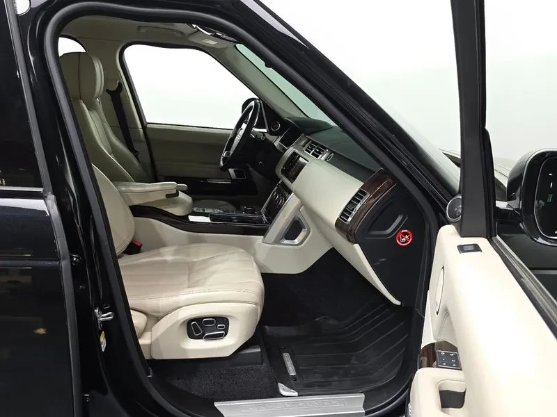 Land Rover Range rover 4.4, снимка 11 - Автомобили и джипове - 54504282