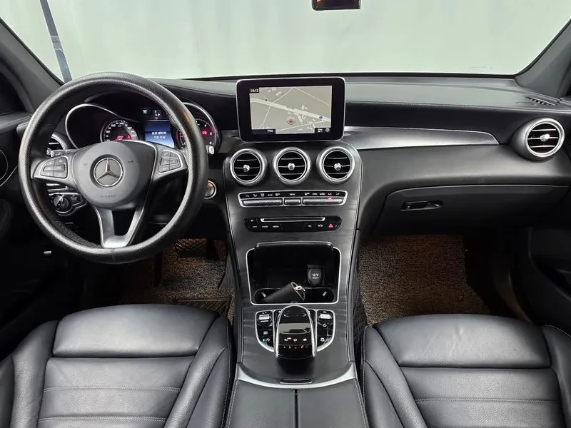 Mercedes-Benz GLC 220 4Matic Premium, снимка 14 - Автомобили и джипове - 56213882