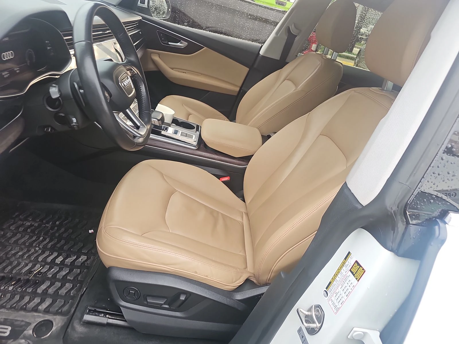 Audi Q8 Premium Диг.табло* Подгрев* LED* Кeyless* Пано*  - изображение 8