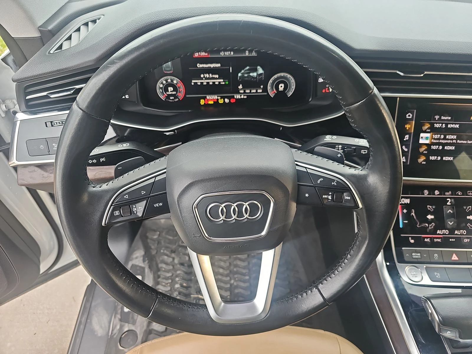 Audi Q8 Premium Диг.табло* Подгрев* LED* Кeyless* Пано*  - изображение 9