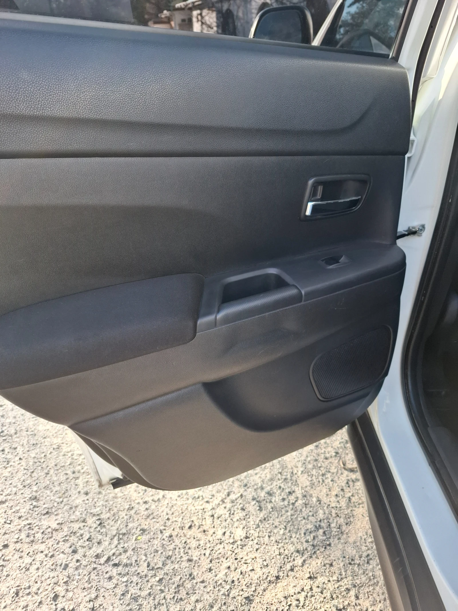 Mitsubishi ASX 4х4 , снимка 13 - Автомобили и джипове - 54132907