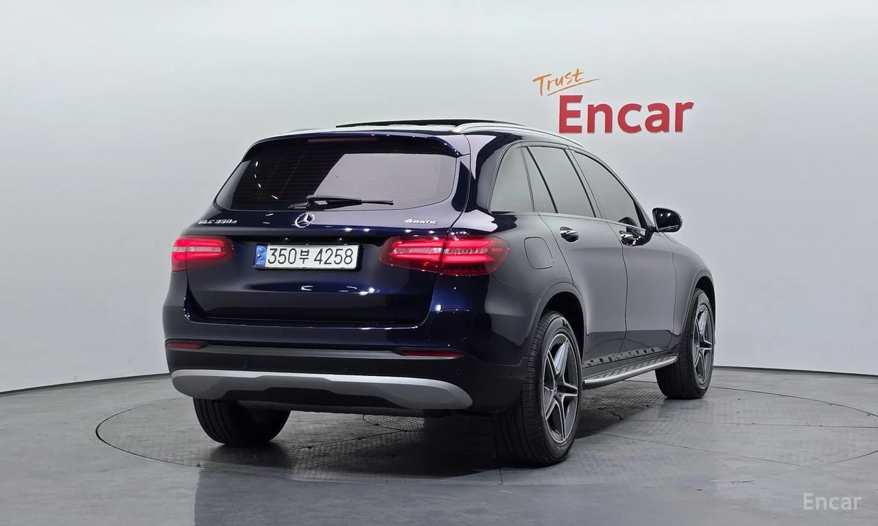 Mercedes-Benz GLC 350 * HYBRID* 4MATIC* PREMIUM* КОЖА* ПОДГРЕВ* ПАНОРАМА, снимка 2 - Автомобили и джипове - 54460362