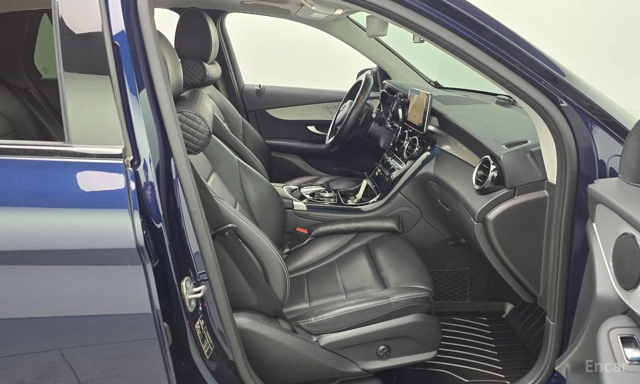 Mercedes-Benz GLC 350 * HYBRID* 4MATIC* PREMIUM* КОЖА* ПОДГРЕВ* ПАНОРАМА, снимка 10 - Автомобили и джипове - 54460362