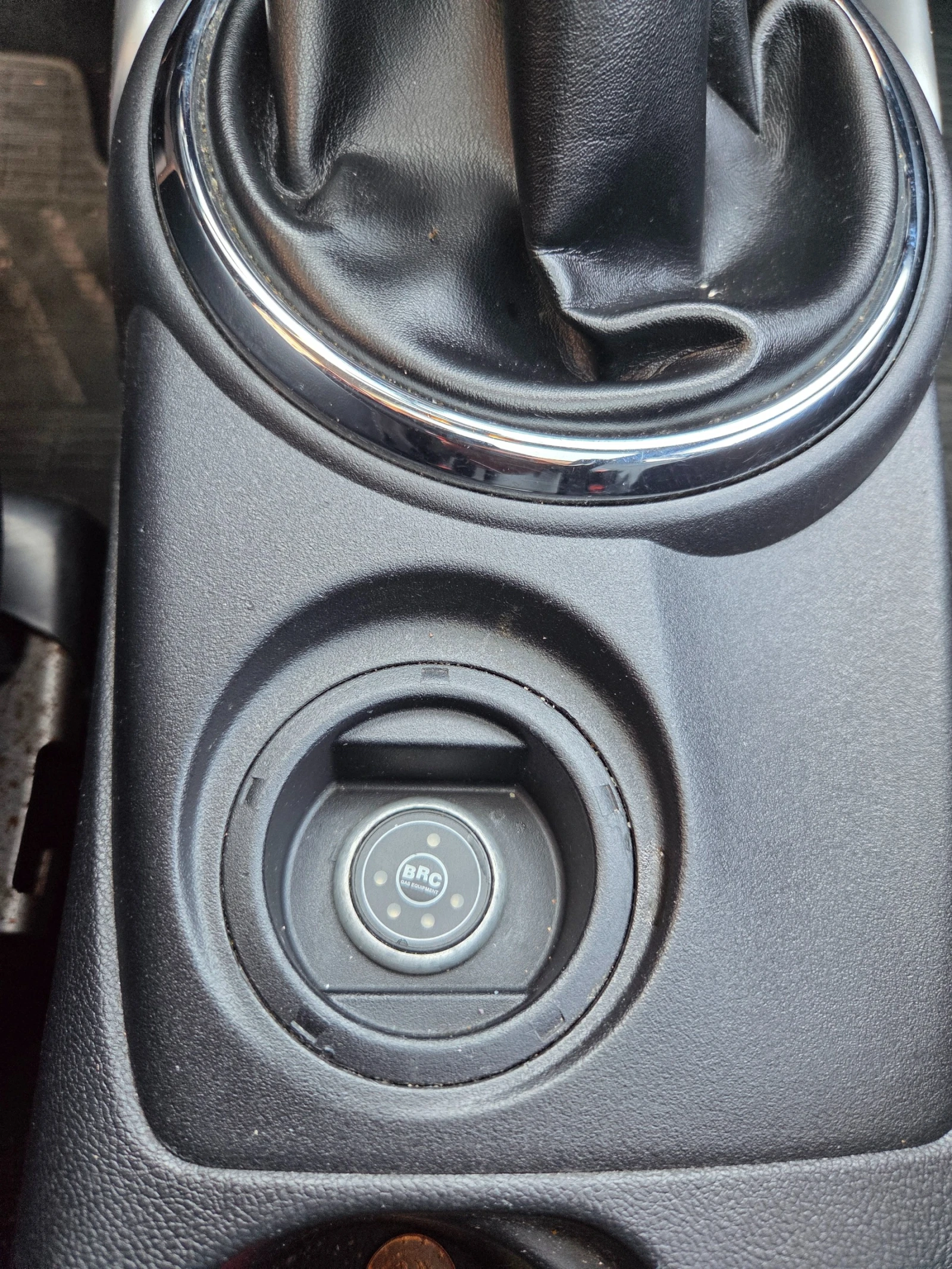 Mitsubishi ASX 1, 6 газ, снимка 7 - Автомобили и джипове - 55181279