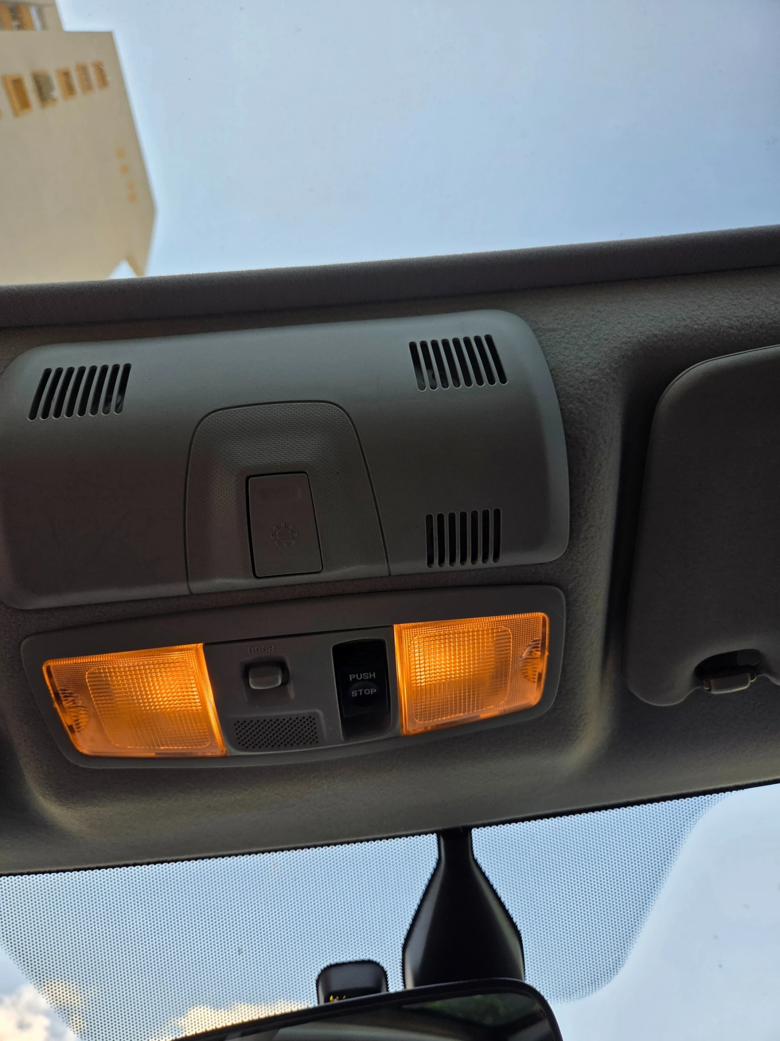 Mitsubishi ASX 1, 6 газ, снимка 14 - Автомобили и джипове - 55181279