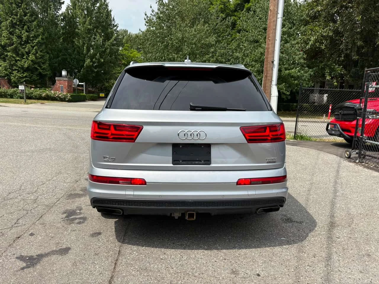 Audi Q7 3.0T Technik | CARFAX | АВТОКРЕДИТ, снимка 6 - Автомобили и джипове - 55335427