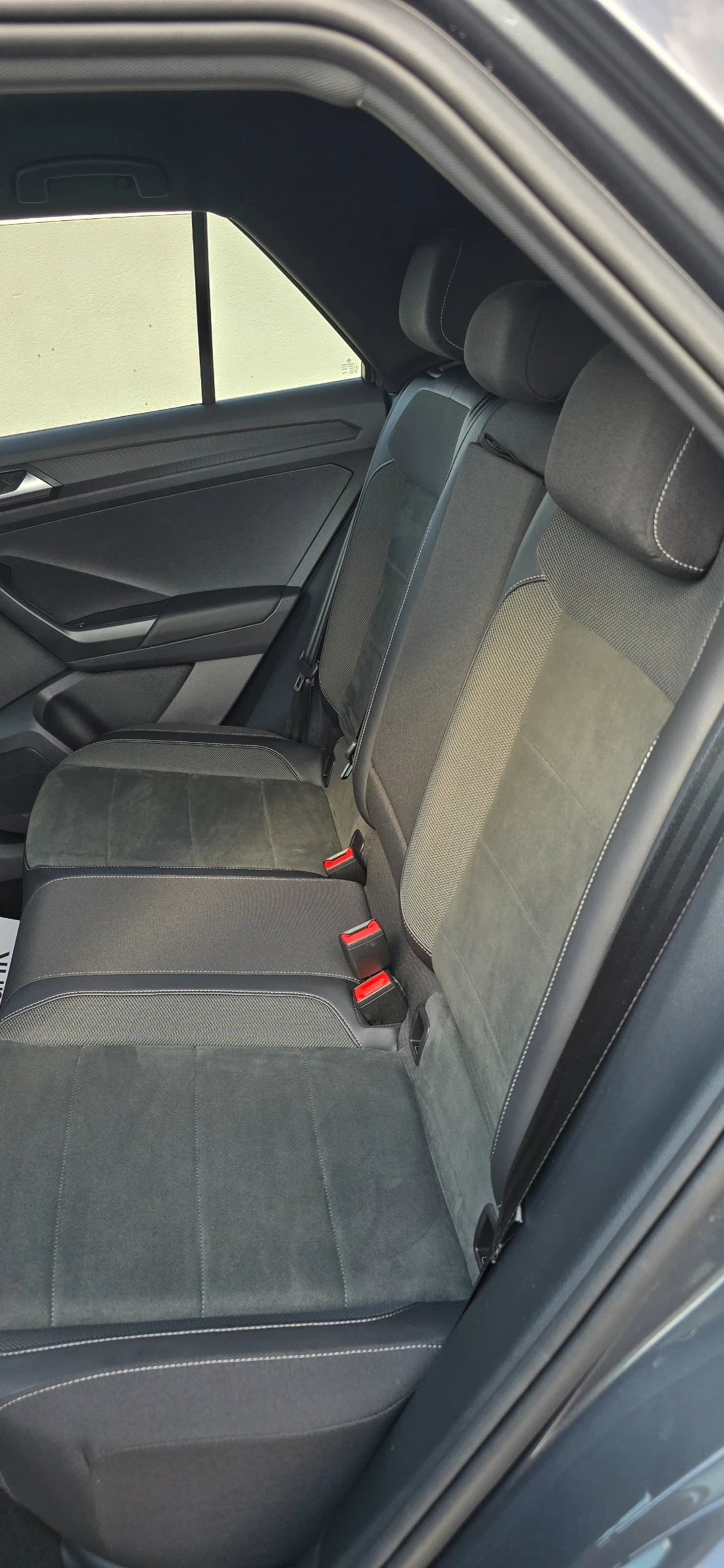 VW T-Roc 1, 5 TSI DSG R Line, снимка 13 - Автомобили и джипове - 55451209