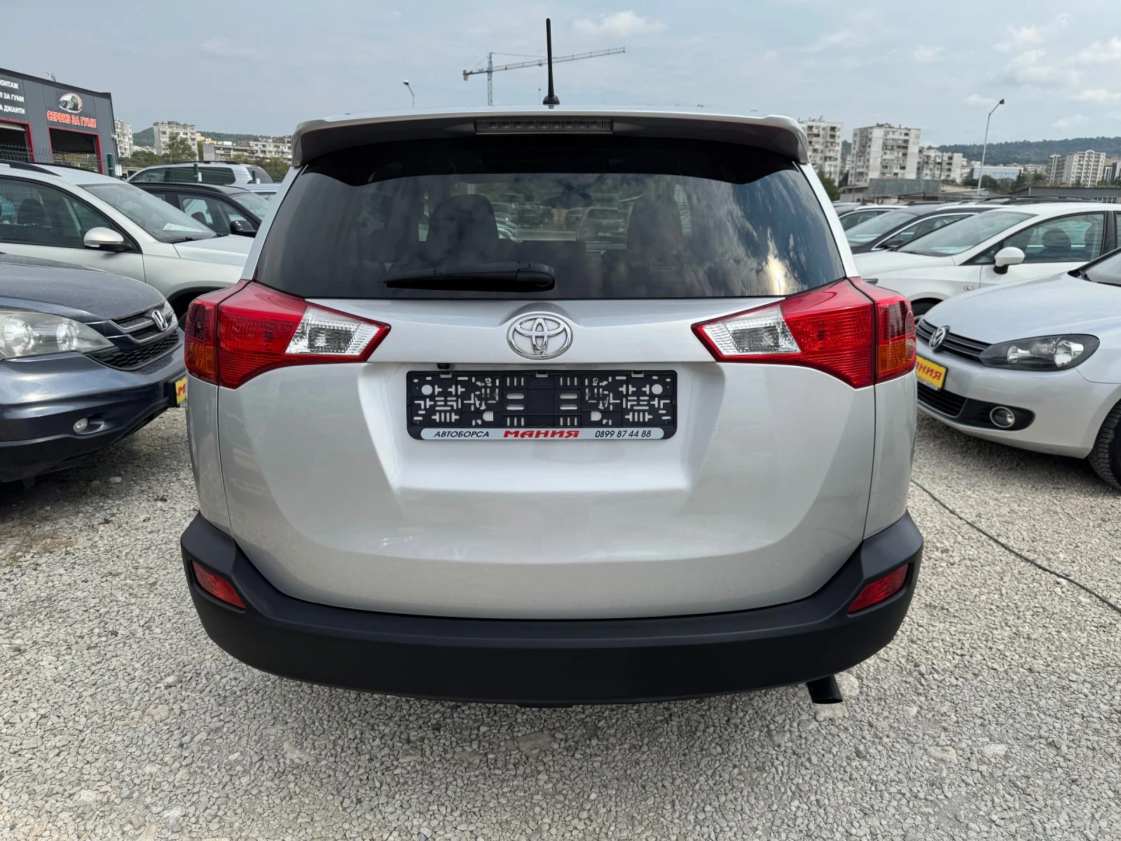 Toyota Rav4 2.0D4D 124k.c eur6, снимка 8 - Автомобили и джипове - 55834321