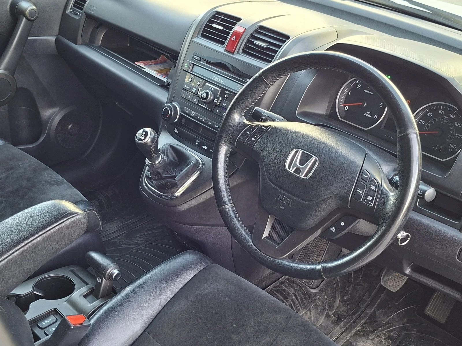 Honda Cr-v Фейслифт, снимка 9 - Автомобили и джипове - 55996766