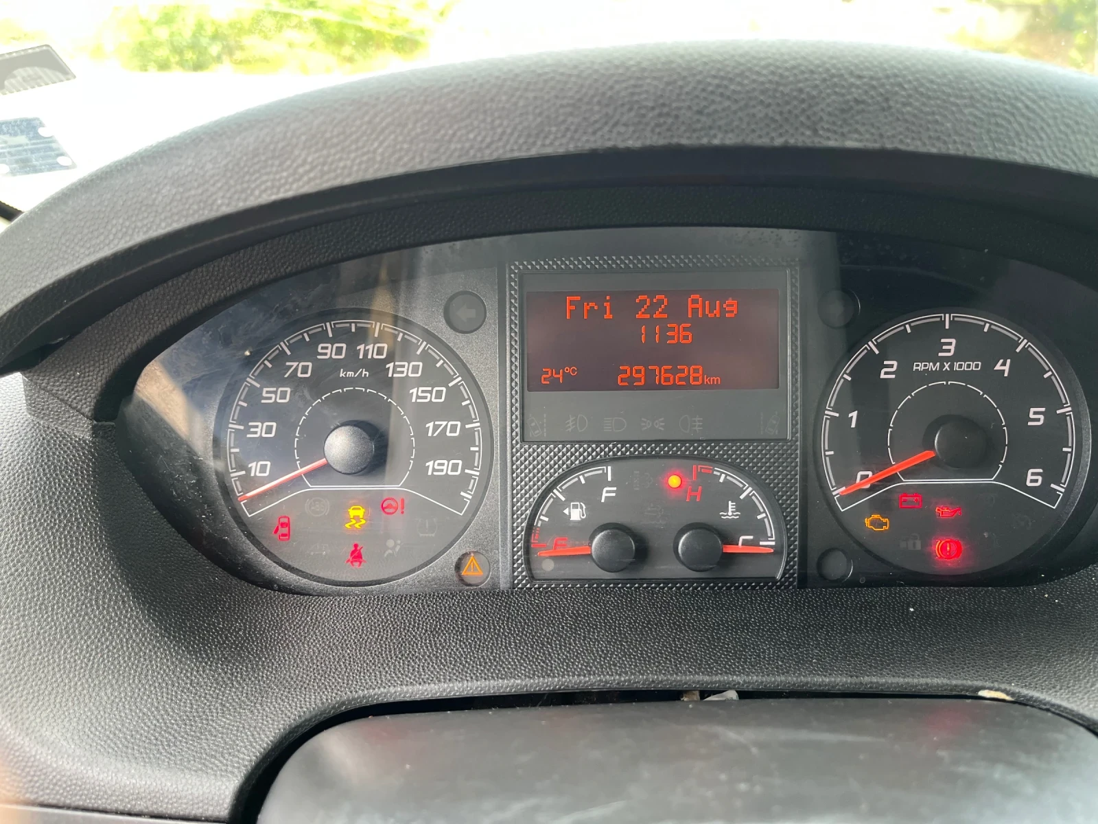 Citroen Jumper 2.0Blue HDI - изображение 6