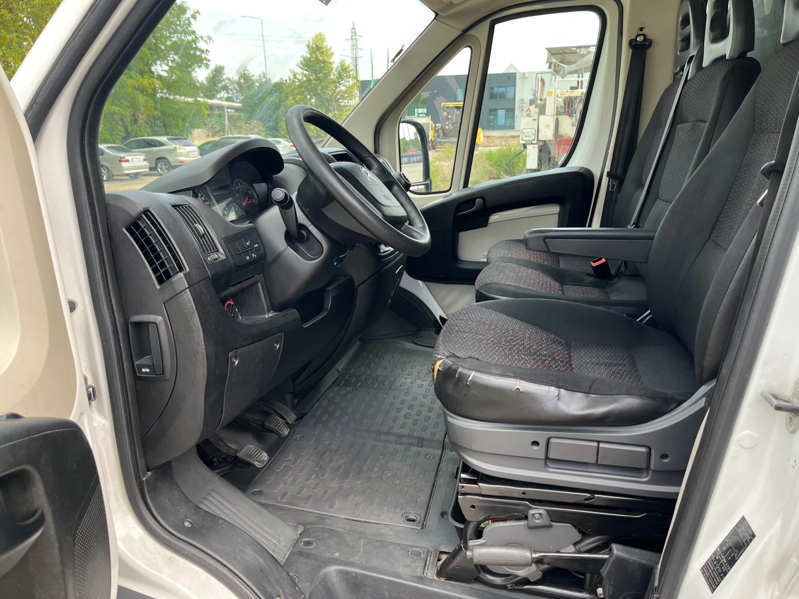 Citroen Jumper 2.0Blue HDI - изображение 8