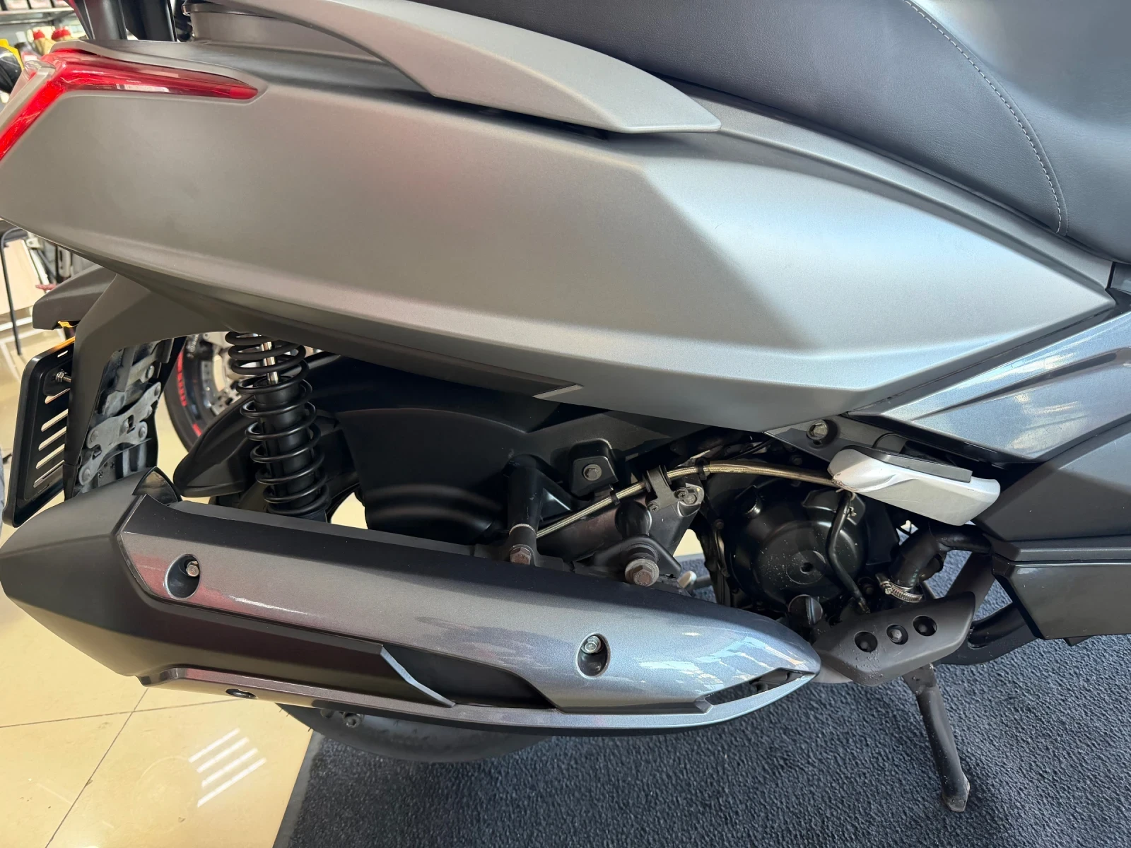 Kymco Downtown 350 ABS - изображение 7