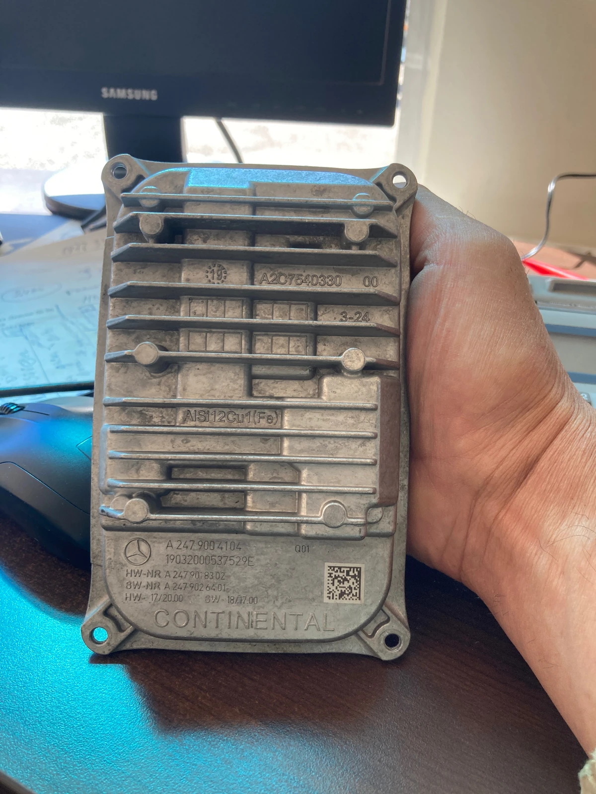 Mercedes Benz A247 900 42 04 | Mobile.bg   2