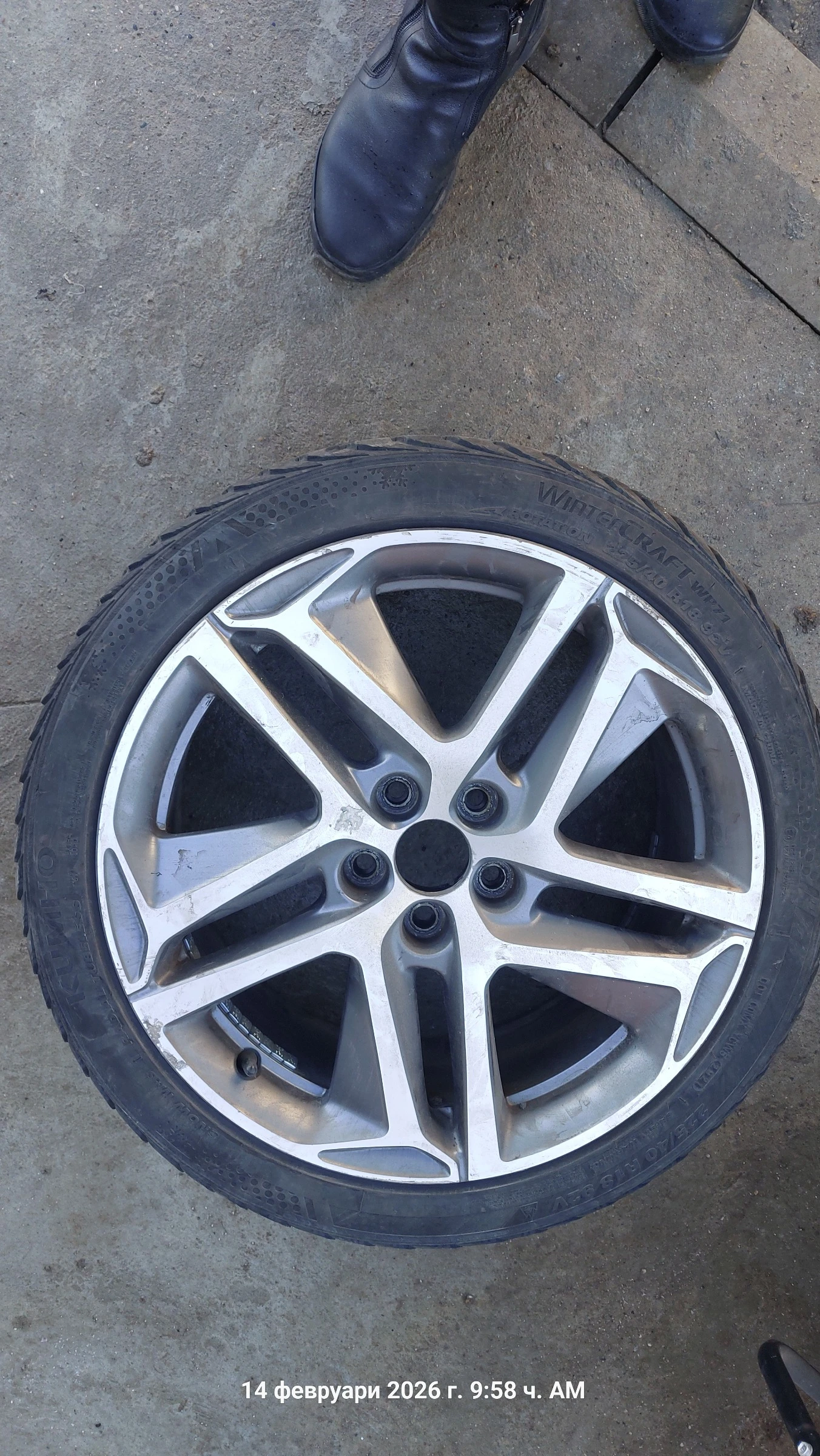 ���� � ������ 225/40R18 | Mobile.bg � ����������� 5