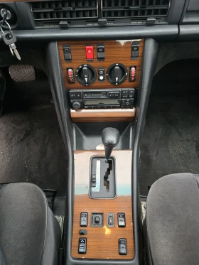 Mercedes-Benz 126 300SE/АВТОМАТИК/ВНОС ОТ ИСПАНИЯ, снимка 14