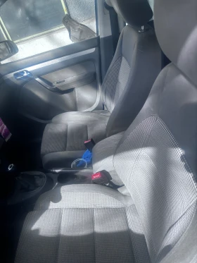 VW Touran - 2800 € / 5476.32 лв. - 67169642 7