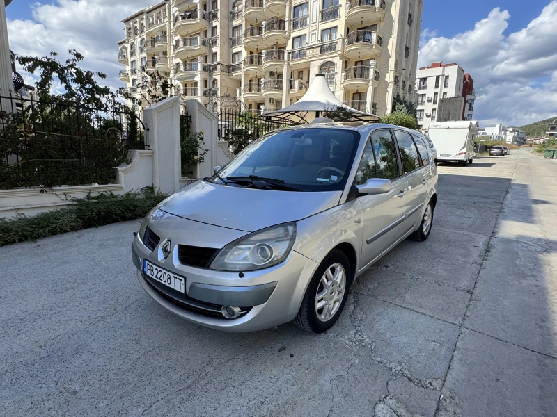 Renault Grand scenic automatic, снимка 15 - Автомобили и джипове - 47296915