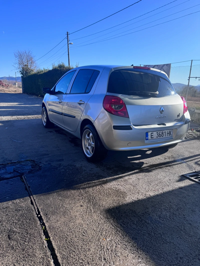 Renault Clio, снимка 4 - Автомобили и джипове - 48341795