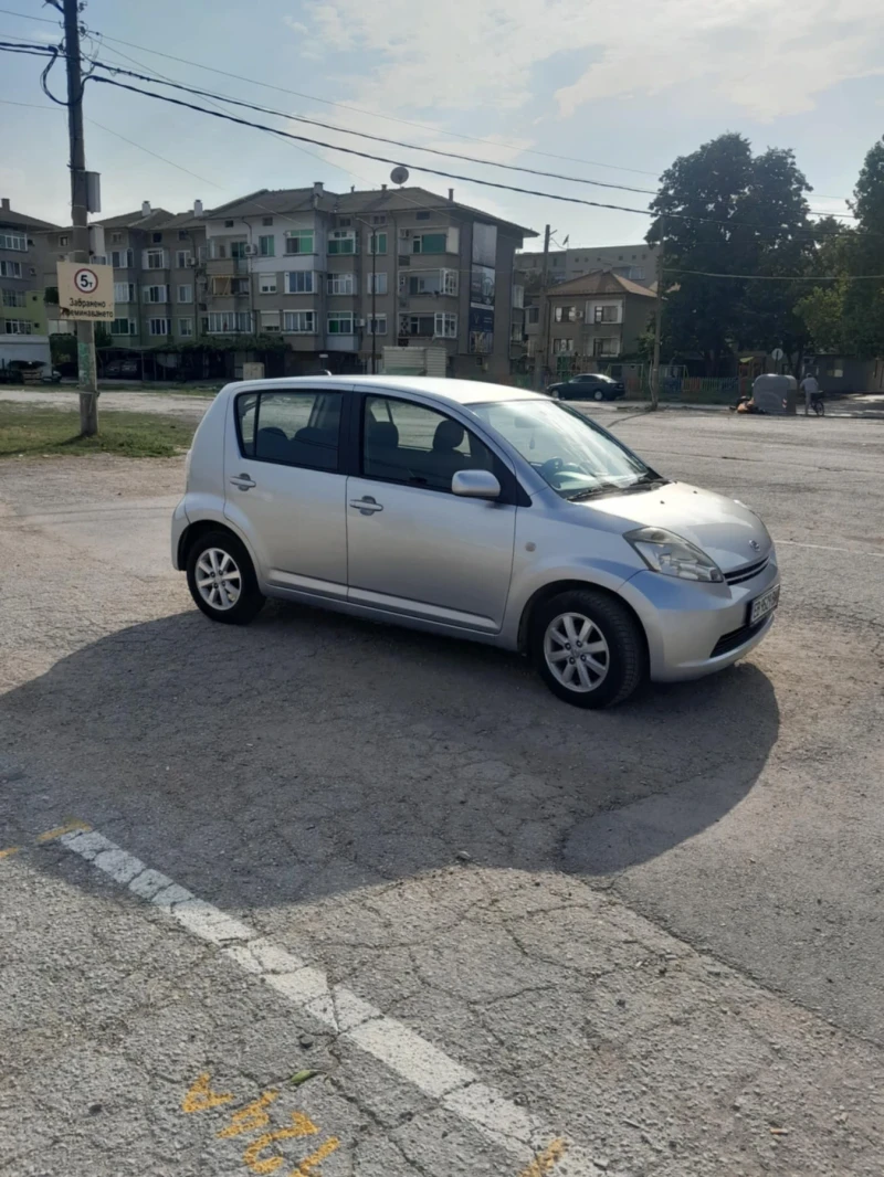 Daihatsu Sirion, снимка 7 - Автомобили и джипове - 48512140