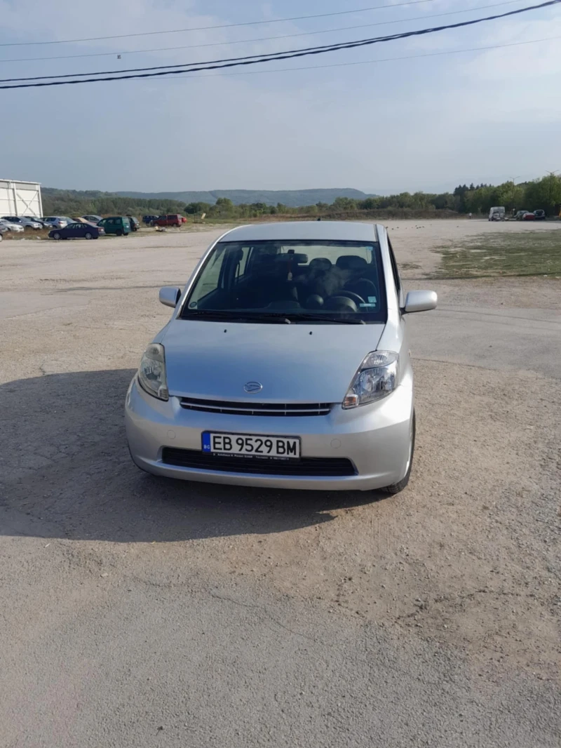 Daihatsu Sirion, снимка 1 - Автомобили и джипове - 48512140