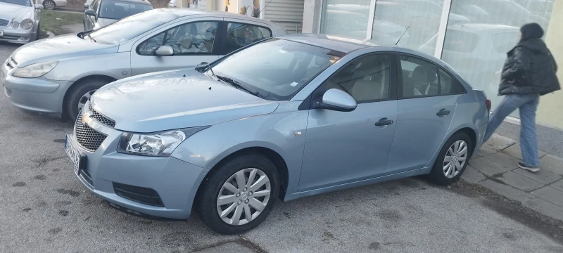 Chevrolet Cruze, снимка 2 - Автомобили и джипове - 48609839