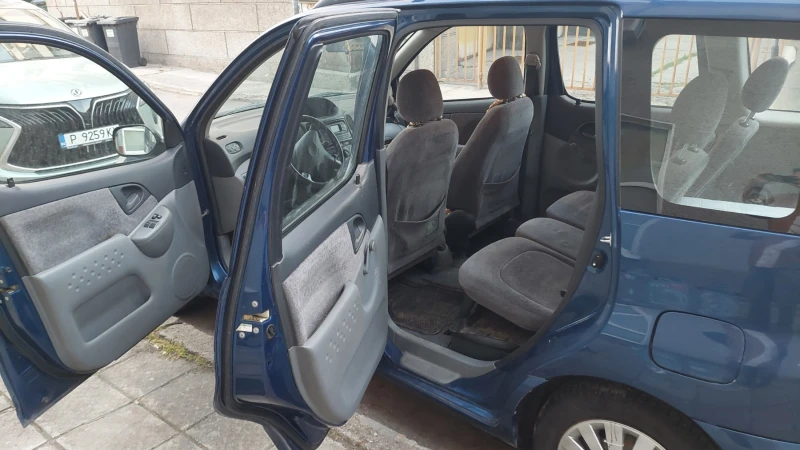 Toyota Yaris verso, снимка 6 - Автомобили и джипове - 52336819