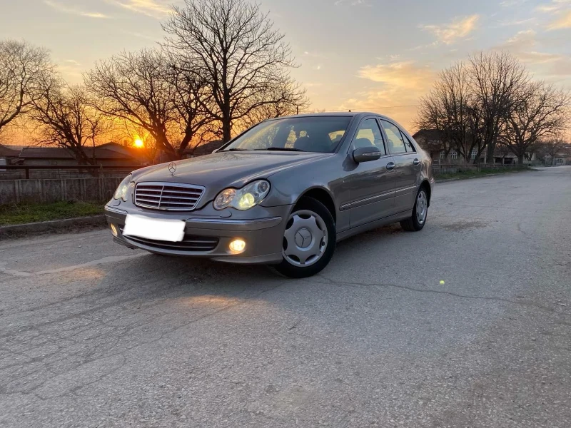 Mercedes-Benz C 220 CDI Facelift, снимка 3 - Автомобили и джипове - 49515350