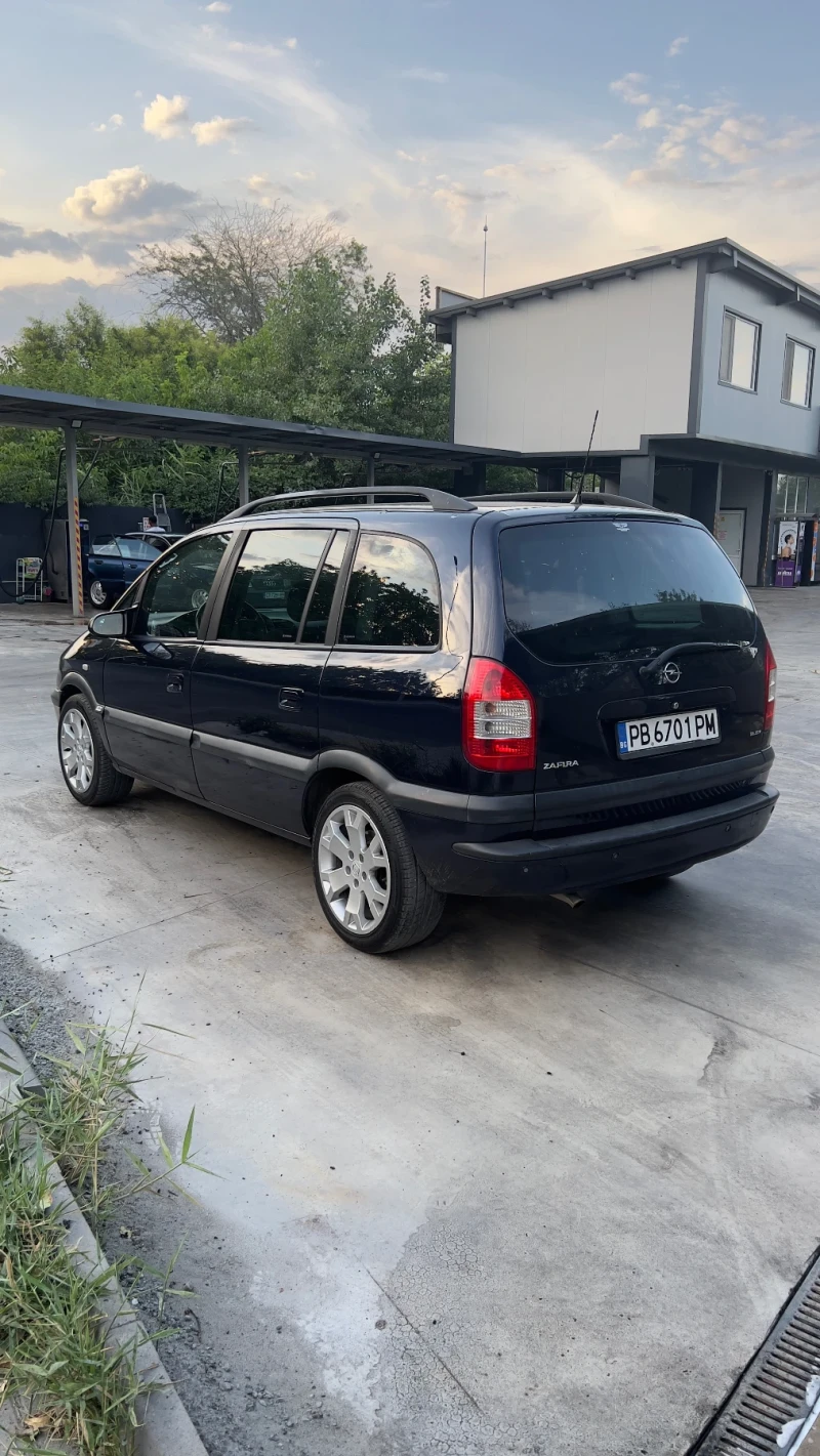 Opel Zafira 1.8, снимка 3 - Автомобили и джипове - 49583112