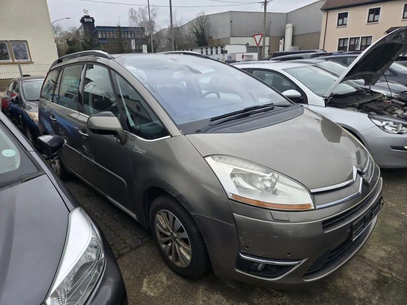 Citroen C4 Picasso, снимка 2 - Автомобили и джипове - 49610713