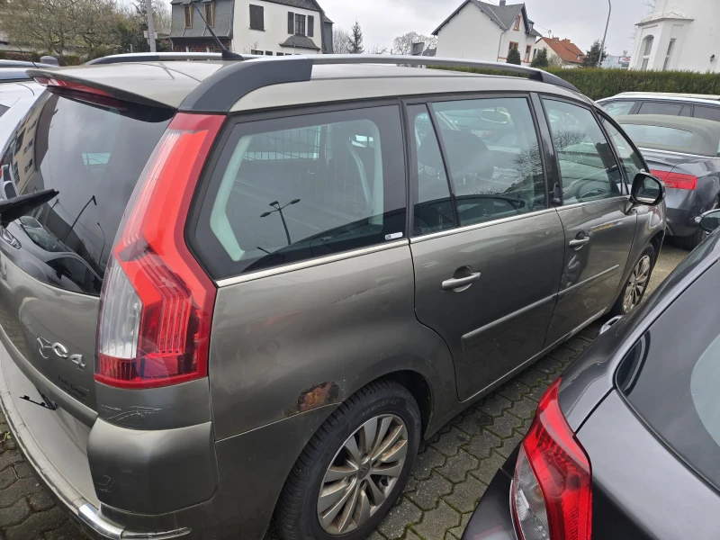 Citroen C4 Picasso, снимка 4 - Автомобили и джипове - 49610713