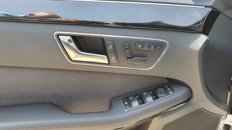Mercedes-Benz E 500, снимка 8 - Автомобили и джипове - 52015536