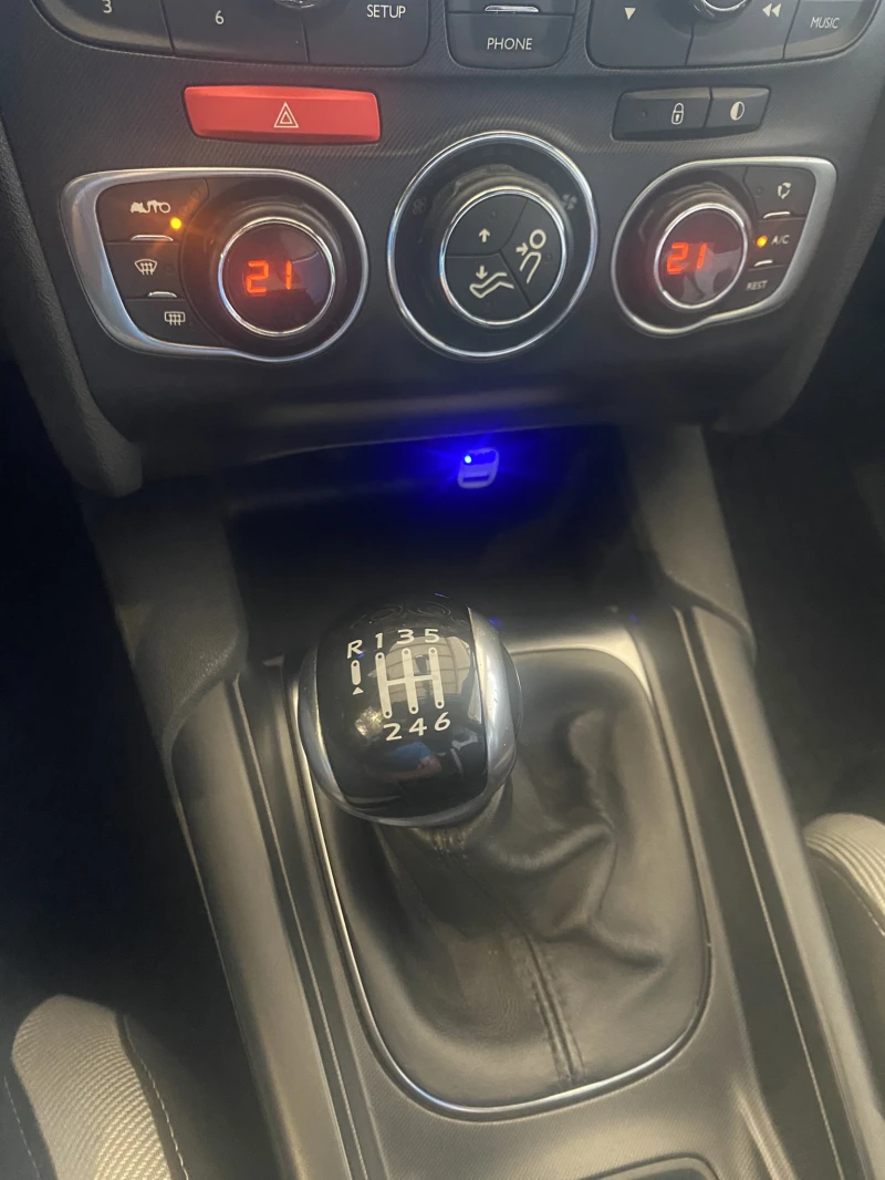 Citroen DS4 1.6 HDI, снимка 7 - Автомобили и джипове - 50892741