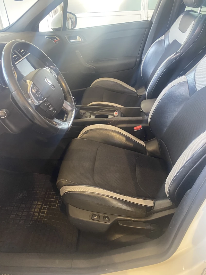 Citroen DS4 1.6 HDI, снимка 8 - Автомобили и джипове - 50892741